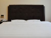 牡丹江牡丹宴商务酒店 - 标准大床房