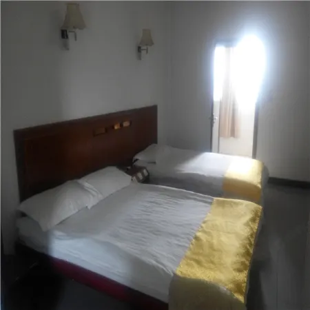 Yonghong Hotel Отели в г. Хошань