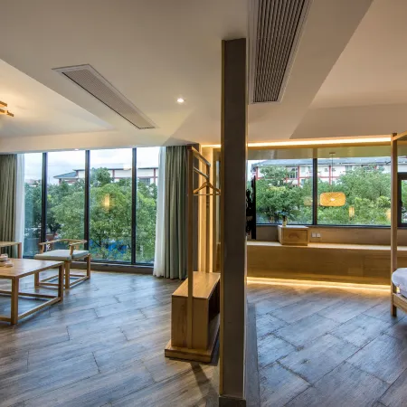 Yueming Xiaoyuan Hostel Отели рядом с достопримечательностью «Терминал аэропорта Уйишань»