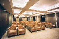 Yulong Shahu Container Hot Spring Hotel - Bar