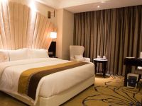 成都中麟巴里岛国际酒店 - 高级大床房