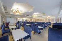 Vienna International Hotel (Guilin station Hongling Road shop)