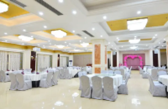 Huayun  Hotel (Heyuan Wanlongcheng Branch)