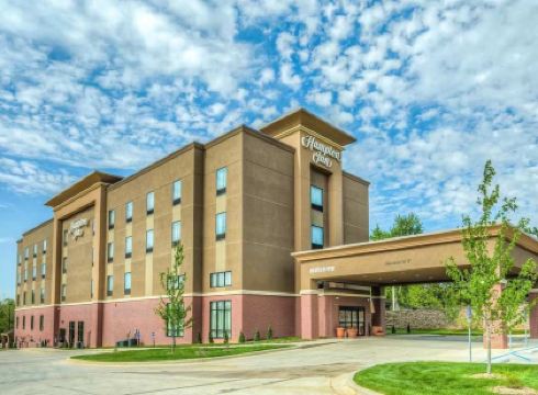 hotels in poplar bluff mo with indoor pool