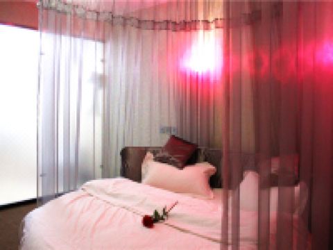 固安再回首宾馆 - 情侣圆床房