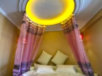 西安思泊客酒店 - 典雅中式圆床房