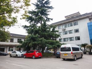 Dongwu Hotel (Suzhou University)