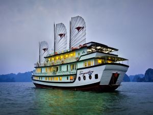 Signature Halong Cruise