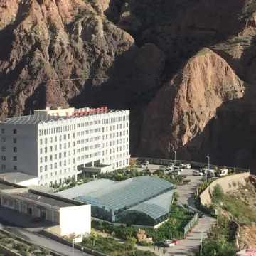 Duola Shenshan Hot Spring Hotel
