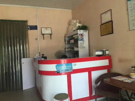 Qinyang Jiayuan Inn Отели рядом с достопримечательностью «Danhe Canyon»