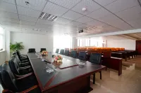 Yucai Business Hotel