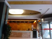 Huarong Jinliyuan Hotel - Pet friendly