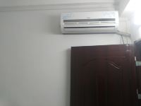 温馨公寓(广州人和地铁站店) - 空调大床房
