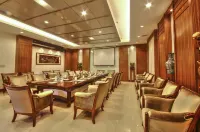 Longcheng Garden Hotel