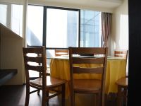 青岛那鲁湾海景假日公寓 - 中式餐厅