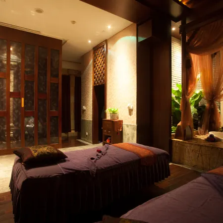 Shaoxing Xianheng Grand Hotel (Lu Xun's hometown Yintai store)