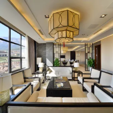 Hongqiqu Guest House