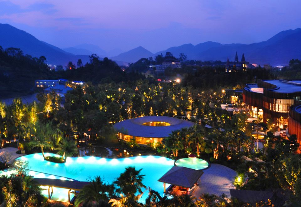 Banyueshan Spa HotelHotel Overview