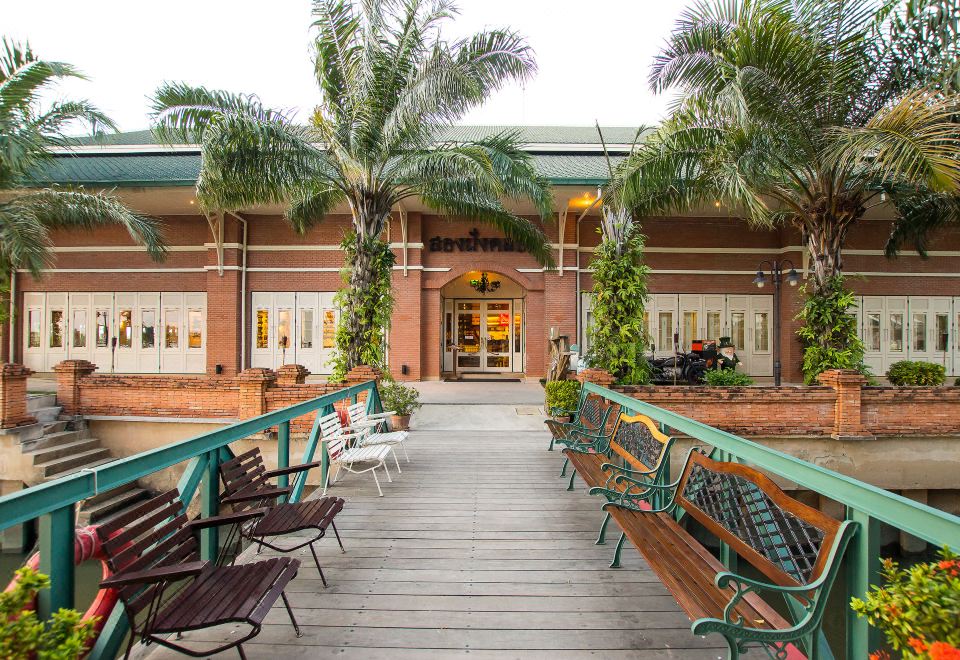 Muangthong Impact C3-C9 Stay 객실