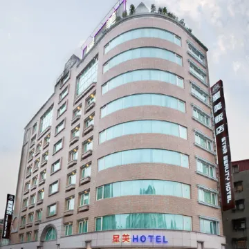 Star Beauty Hotel Отели рядом с достопримечательностью «Ночной рынок «Шилинь»»
