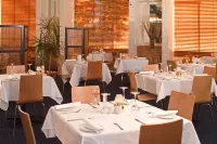 Alexander Motor Inn & Apartments Hotels in Essendon North