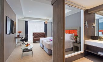 Grand 5 Hotel & Plaza Sukhumvit Bangkok