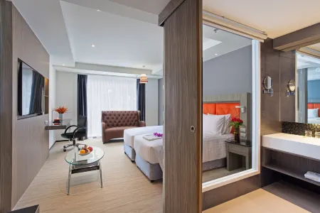 Grand 5 Hotel & Plaza Sukhumvit Bangkok