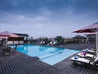 Wyndham Garden Suzhou - Rooftop Pools