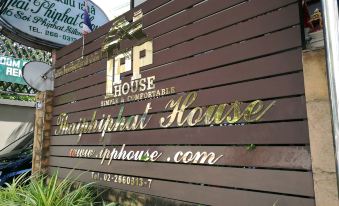 Collection O Thaiphiphat House Silom