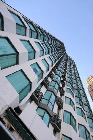 Bishop Lei International House Отели рядом с достопримечательностью «Липпо-центр»