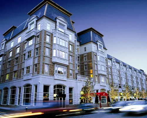 โรงแรมคอมมอนเวลธ์ โรงแรมใกล้สนามเฟนเวย์พาร์ค