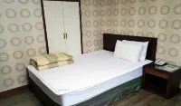 Busan Nokcheon Hot Spring Hotel - Hot Springs