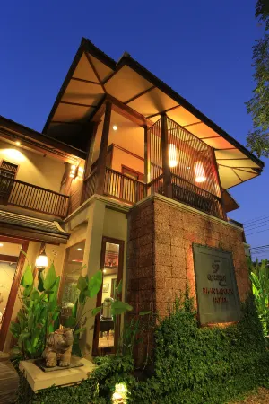 Baan Lapoon Hotel Отели рядом с достопримечательностью «Sun Watthanatham Changwat Lamphun Rongrian Suan Bun Yo Patham»