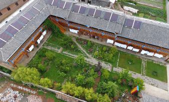 Lugu Lake Hualou Hotel