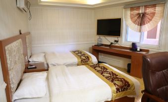 Gaolan Jiangdong Hotel