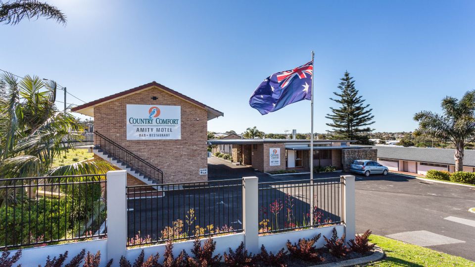 Country Comfort Amity Motel