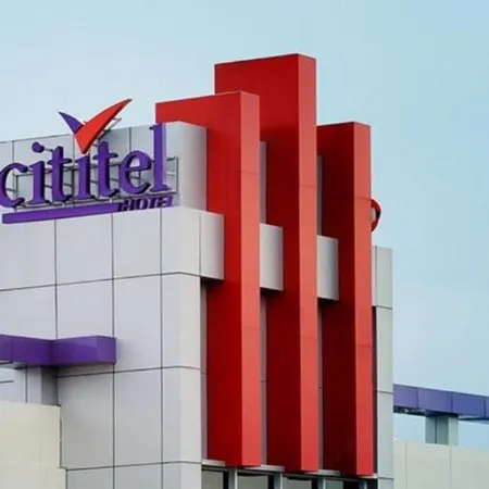 Cititel Hotel Pekanbaru Отели рядом с достопримечательностью «Река Сиак»