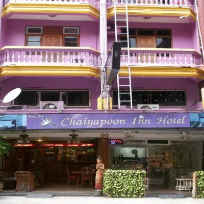 Chaiyapoon Inn Отели рядом с достопримечательностью «Xzyte (Эксайт) Дискотек»
