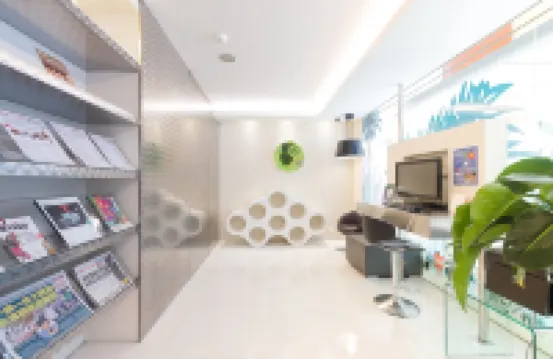 新驛旅店（台北車站二館）