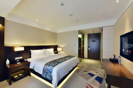 CHEERMAY HOTELS (Xining Wanda Plaza Flagship) Отели рядом с достопримечательностью «Huangshui Forest Park»