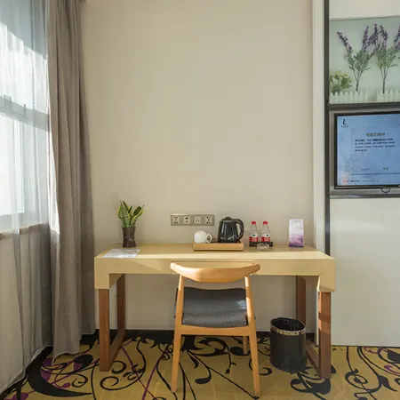 Open Hotel