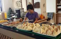 Bora Bora Guest House - breakfast