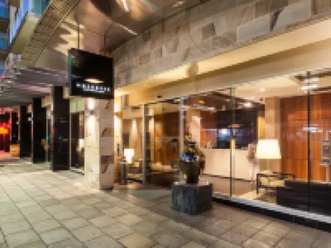 Majestic Roof Garden Hotel Hotels near National Wine Centre of Australia