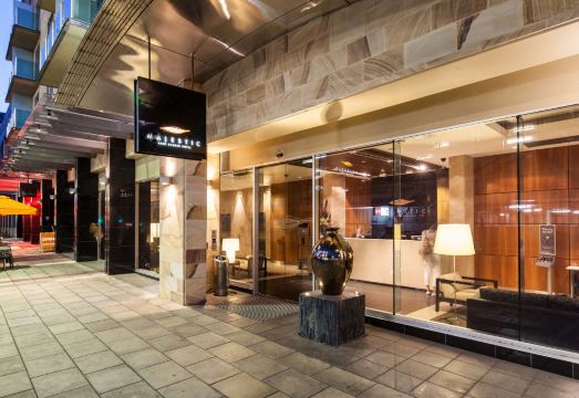 애들레이드 호텔