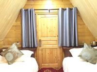 青海湖绿和九號旅游酒店 - 木屋标准双床房