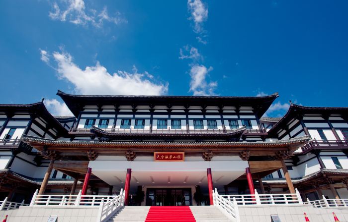Tiantai Hot Spring Resort