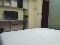 襄阳金姐家庭公寓酒店 - 温馨大床房