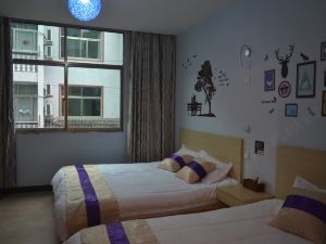 Yite Sanqing Hostel