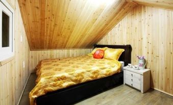 Camelia Chodo Pension Yeosu
