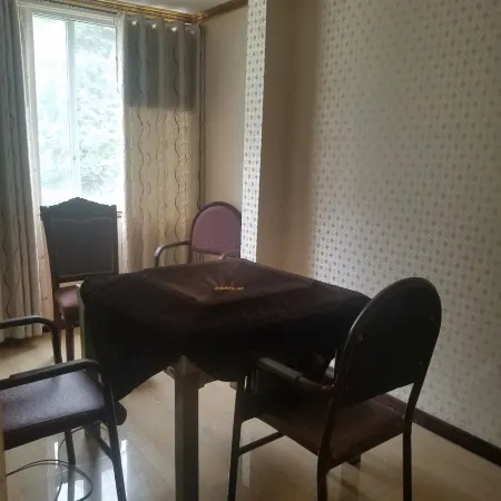Yanjin Yunfeng Business Hotel